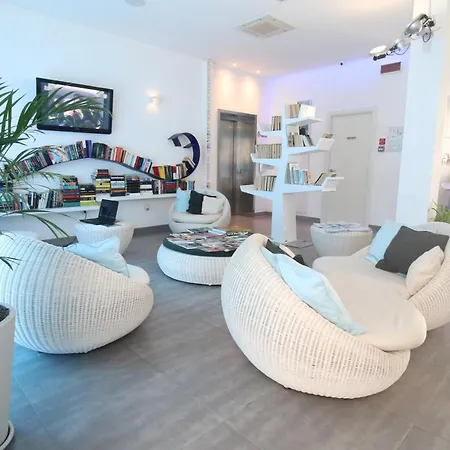 Maree Otel Cesenatico