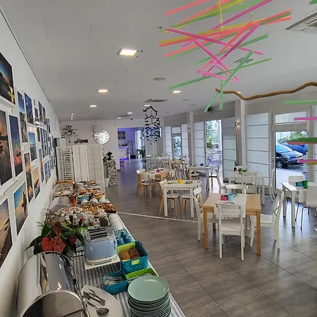 Ξενοδοχείο Maree Cesenatico