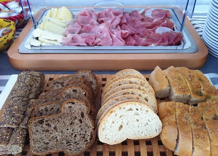 Отель Maree Чезенатико