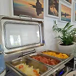 Maree Hotel
